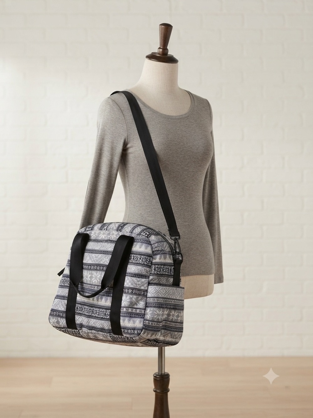 Isaac Mizrahi Black and Gray Patterned Tote